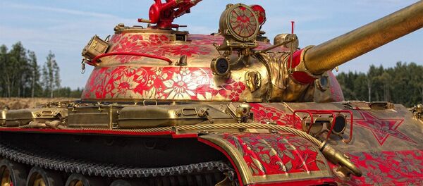 えぇ？　お花のホフロマ漆塗り調の戦車！ - Sputnik 日本