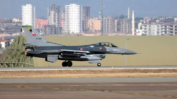 トルコ空軍の「F-16」戦闘機 - Sputnik 日本