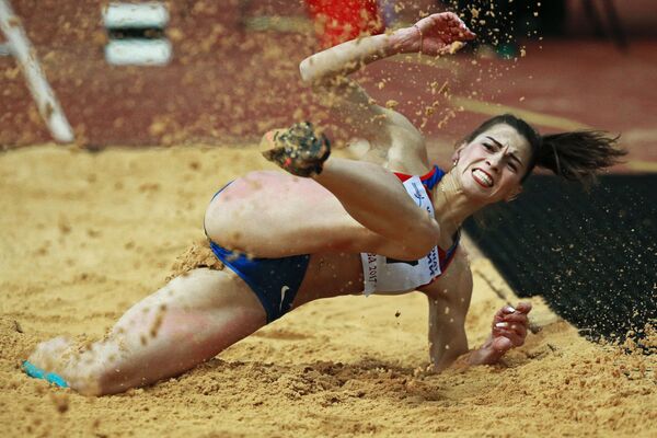 走り幅跳びに出場するマリーナ・ブチェリニコワ選手 - Sputnik 日本
