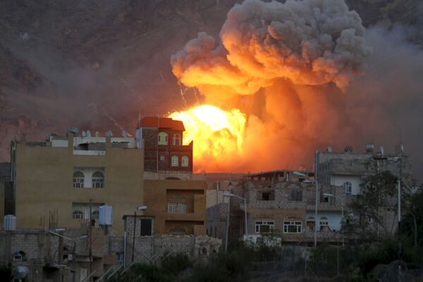 サウジアラビア率いる連合軍がイエメンに対し行っている空爆 - Sputnik 日本