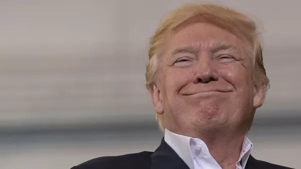 トランプ大統領