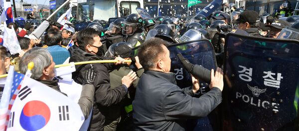 ソウルで「ろうそくの勝利」集会が開催 朴氏拘束・処罰を要求 ソウルで「ろうそくの勝利」集会が開催 朴氏拘束・処罰を要求 - Sputnik 日本