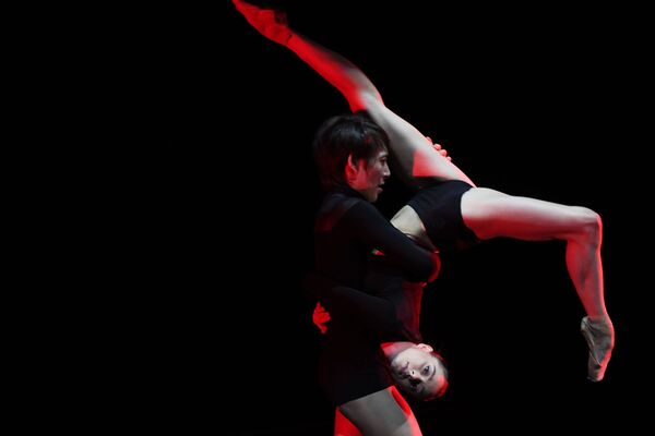 ダスティン・クライン(独)の舞踊劇『X2』のワンシーンのバレエダンサー - Sputnik 日本