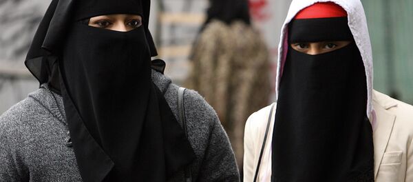 ドイツが移民の権利遵守のためアラビア語を学ぶ? ドイツが移民の権利遵守のためアラビア語を学ぶ? - Sputnik 日本