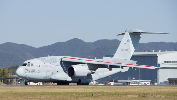 東シナ海有事に備え　鳥取の基地に最新軍事輸送機が配備 - Sputnik 日本