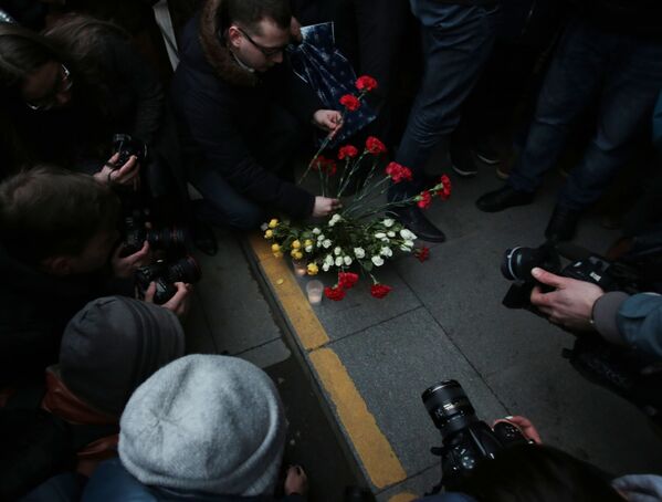 サンクトペテルブルク地下鉄の爆発の犠牲者を偲ぶ集会　サンクトペテルブルクにて - Sputnik 日本
