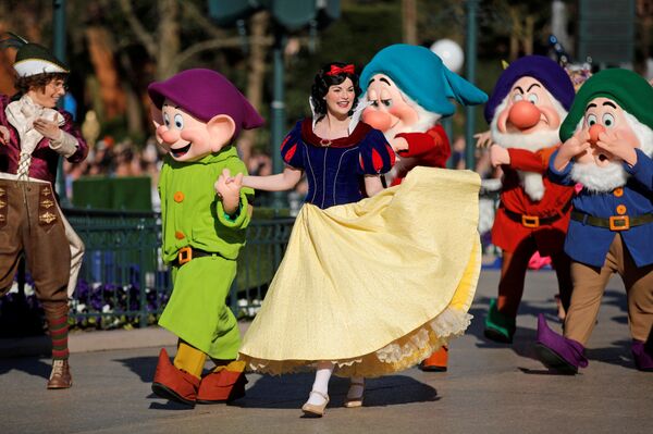 ディズニーランドの元キャスト 仕事の秘密を告白 ディズニーランドの元キャスト 仕事の秘密を告白 - Sputnik 日本