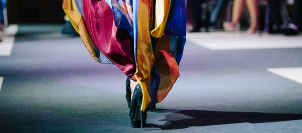 尋常性白斑の女性 モデル業で成功 尋常性白斑の女性 モデル業で成功 - Sputnik 日本