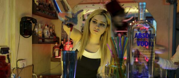 一番体に悪いアルコール飲料は?研究者が挙げる 一番体に悪いアルコール飲料は?研究者が挙げる - Sputnik 日本