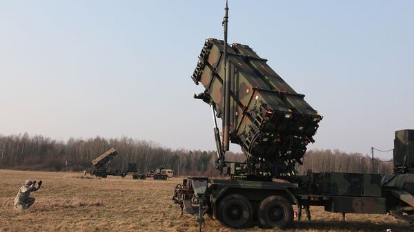 米国議会、ロシアに対抗して中距離ミサイル配備を検討 - Sputnik 日本