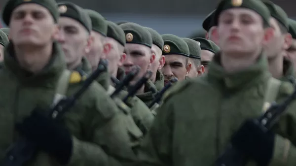 ロシア、軍事費削減へ - Sputnik 日本