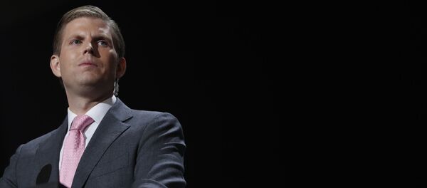 トランプ大統領の息子 民主党は恐らく大統領の成功よりも米国の崩壊を望んでいる トランプ大統領の息子 民主党は恐らく大統領の成功よりも米国の崩壊を望んでいる - Sputnik 日本