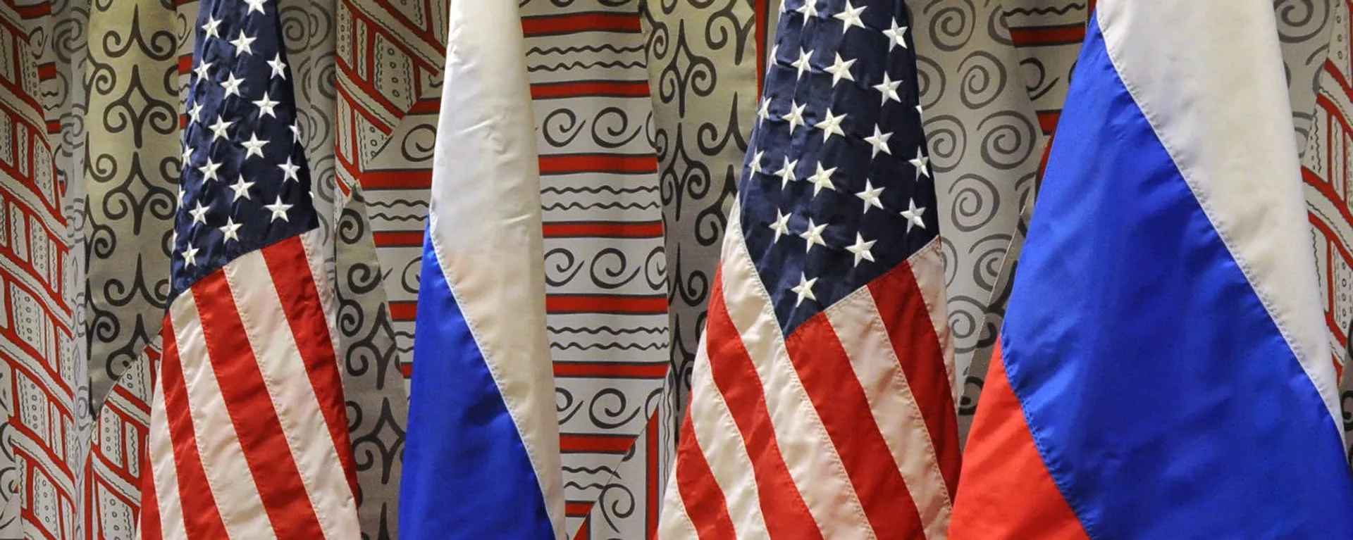ロシアと米国の旗 - Sputnik 日本, 1920, 11.07.2021