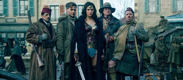 映画「ワンダーウーマン」からのショット 映画「ワンダーウーマン」からのショット - Sputnik 日本