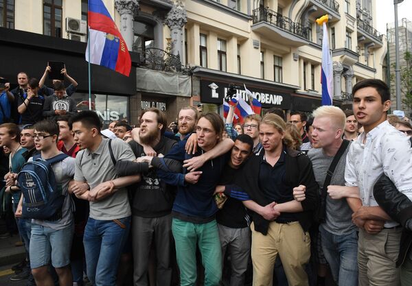 モスクワ中心部での抗議 モスクワ中心部での抗議 - Sputnik 日本