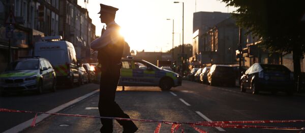 ロンドン車突入テロ 実行者の姉さん、謝罪 ロンドン車突入テロ 実行者の姉さん、謝罪 - Sputnik 日本