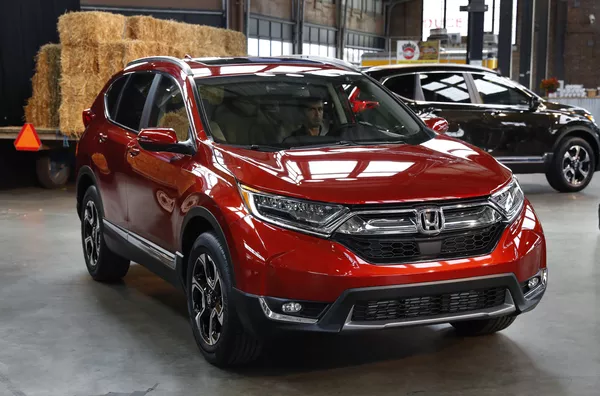 ホンダCR-V ホンダCR-V - Sputnik 日本