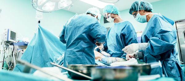 最年少で宝くじに当選の英国人女性 整形手術でムーンフェイスに【写真】 最年少で宝くじに当選の英国人女性 整形手術でムーンフェイスに【写真】 - Sputnik 日本