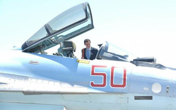 アサド大統領　シリア国内のロシア軍基地を視察【写真】 - Sputnik 日本