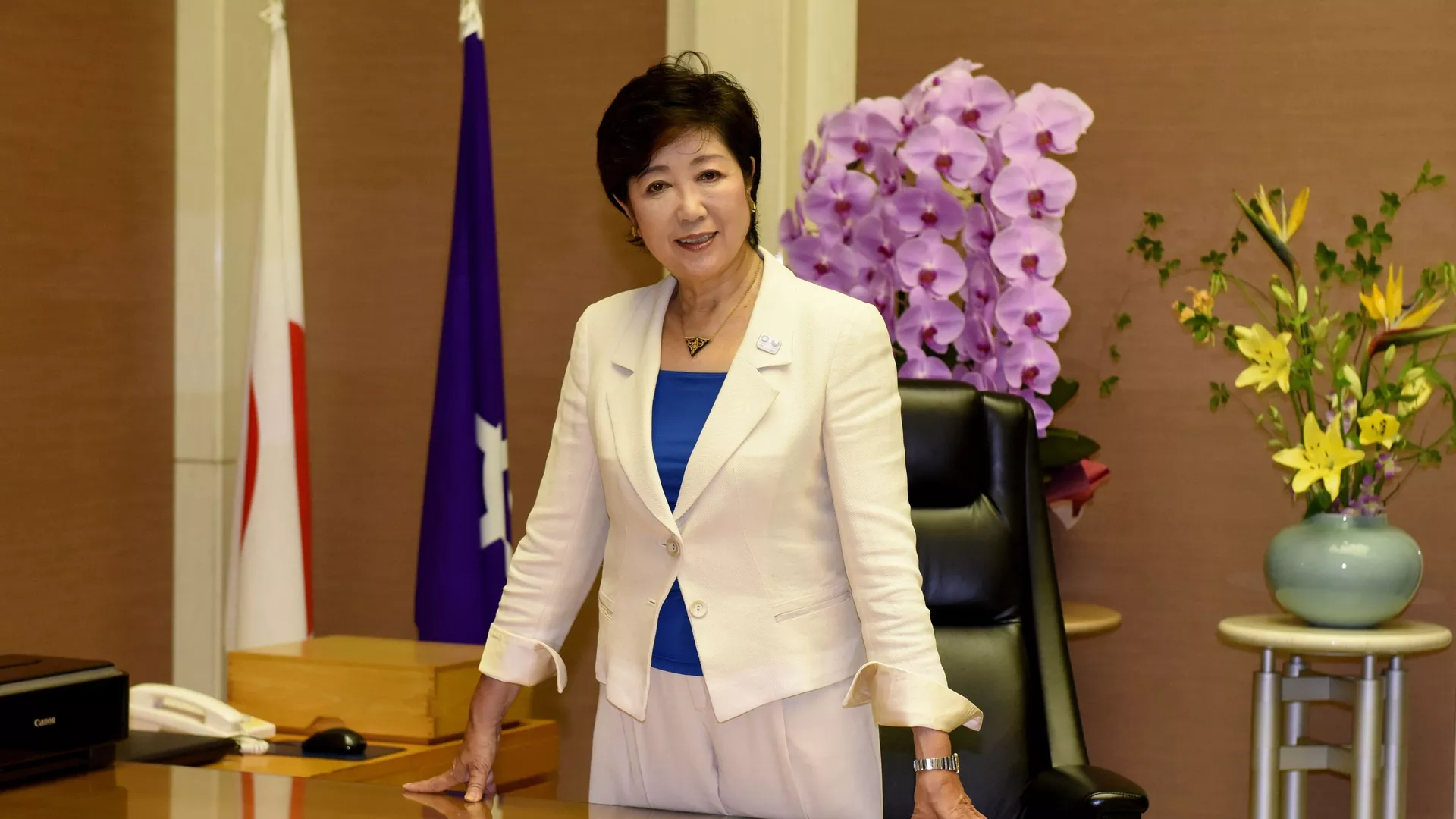 池百合子氏