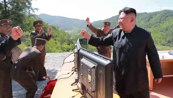 金正恩氏、米グアムへの発射計画の報告受ける - Sputnik 日本