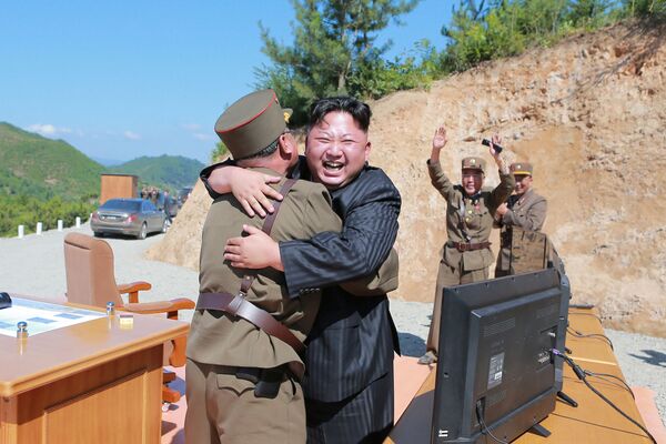 ICBM「火星14」の発射成功後の北朝鮮の金正恩党委員長　平壌で - Sputnik 日本