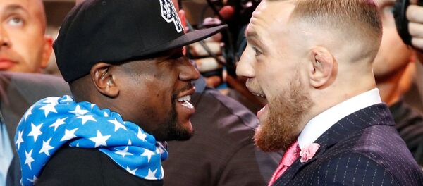 マクレガー、対戦相手への超過激な挑発をスーツのデザインに隠す【写真】 - Sputnik 日本