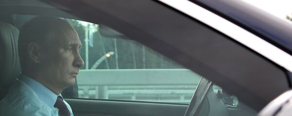 全世界のメディア、探偵に転職　プーチン大統領の新たな伴侶を暴こうと躍起に【動画】 - Sputnik 日本