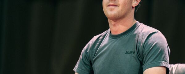 フェイスブック創業者 　妊娠中の妻の写真を初公開【写真】 - Sputnik 日本