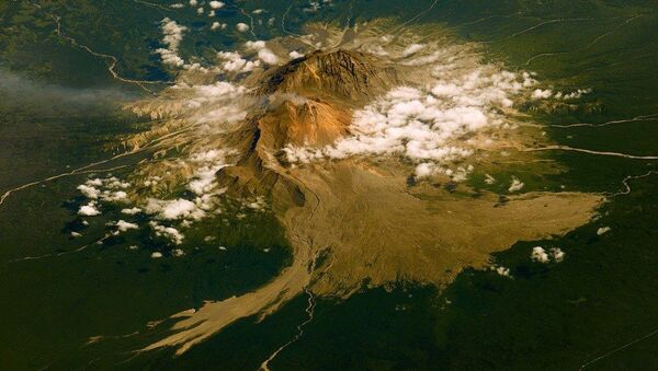 シヴェルチ火山 - Sputnik 日本