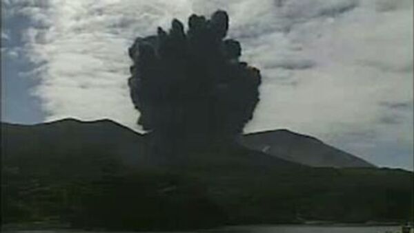 日本の南部で火山の噴火始まる - Sputnik 日本