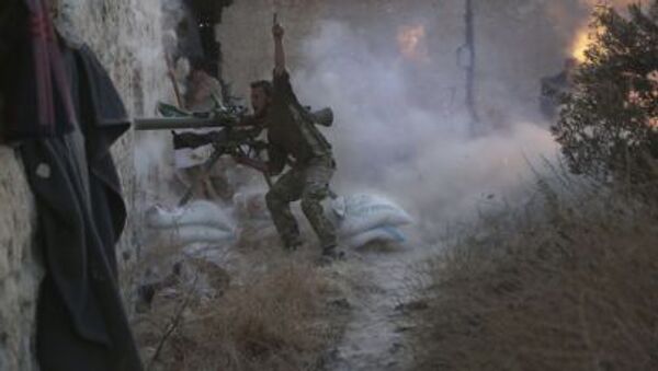 シリアの戦闘員　政府軍との衝突で発砲 - Sputnik 日本