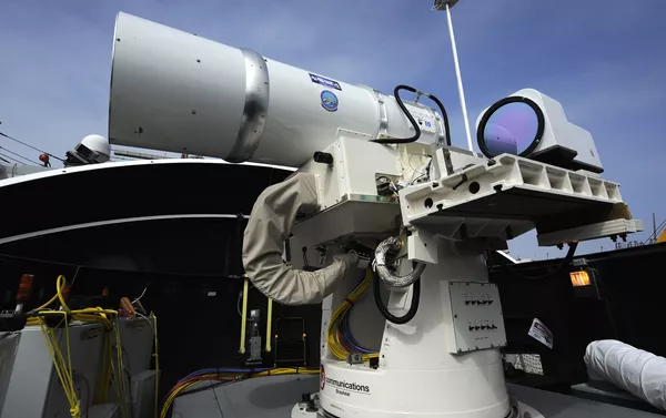 レーザー兵器システム「LaWS」 レーザー兵器システム「LaWS」 - Sputnik 日本