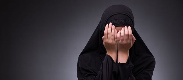 16歳のドイツ人少女がIS加入、指揮官と結婚 モスルで発見 16歳のドイツ人少女がIS加入、指揮官と結婚 モスルで発見 - Sputnik 日本