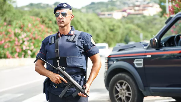 イタリアの警察官 - Sputnik 日本