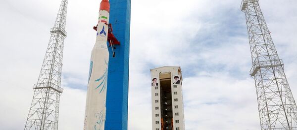 イラン、新型ロケット試射成功　「弾道ミサイル開発の継続だ」と米反発 - Sputnik 日本