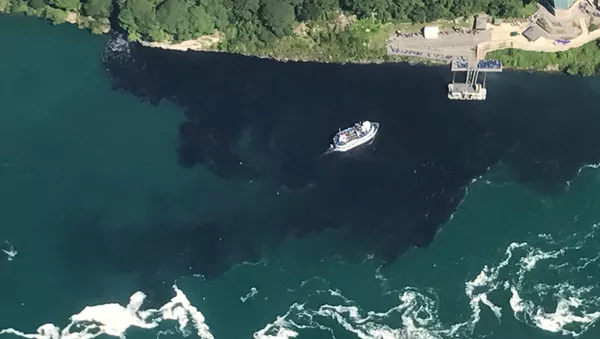 ナイアガラの滝が黒くなる【動画】 - Sputnik 日本