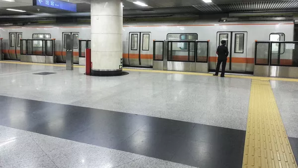 列車内で席を確保する「ずる賢い」方法　中国【動画」 - Sputnik 日本