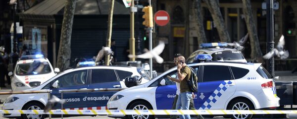 バルセロナで新突入事件【動画】 バルセロナで新突入事件【動画】 - Sputnik 日本
