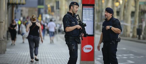 バルセロナのテロ容疑者　同州リポイ市で拘束 - Sputnik 日本