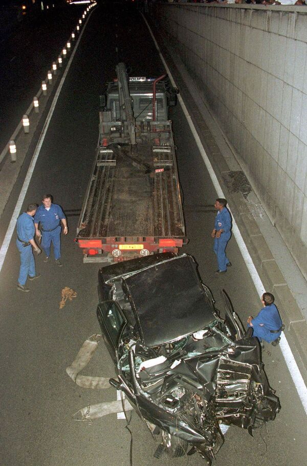 ドディ・アルファイド氏と共に交通事故死した仏アルマ橋下のトンネル - Sputnik 日本