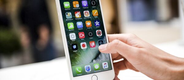 アップル社 旧機種iPhoneの性能制限をめぐる集団訴訟 和解金支払いに合意 アップル社 旧機種iPhoneの性能制限をめぐる集団訴訟 和解金支払いに合意 - Sputnik 日本