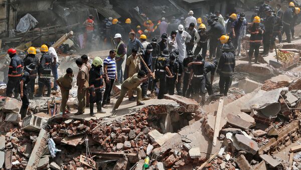 印ムンバイで建物崩壊　死者も　最多で３５人が生き埋めか - Sputnik 日本