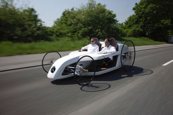 Mercedes Benz F-CELL Roadster Mercedes Benz F-CELL Roadster - Sputnik 日本