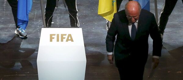 再選からわずか４日　FIFAのブラッター会長辞任 - Sputnik 日本