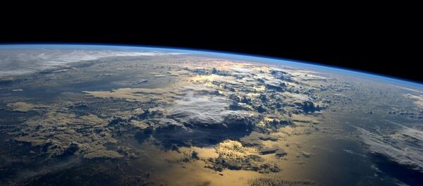 宇宙 宇宙 - Sputnik 日本