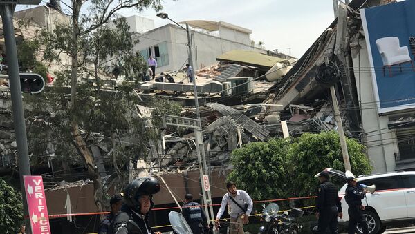 メキシコ、１９日に発生した地震の後 - Sputnik 日本