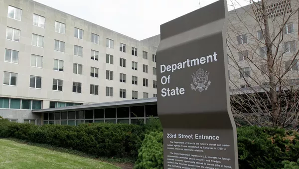 米中、米朝首脳会談について議論を交わす