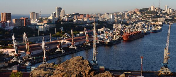 ウラジオストクの商業港 - Sputnik 日本
