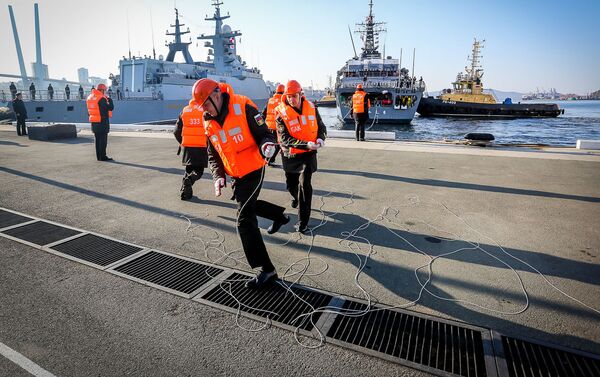 日本の海自護衛艦がウラジオストク入港　歓待を受ける - Sputnik 日本